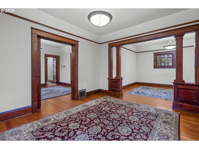 482 EWALD Ave Se, Salem, OR 97302