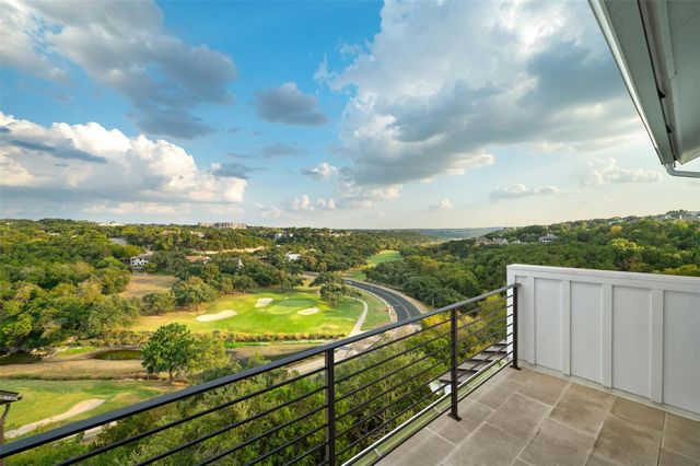 5717 Lost Horizon DR 12, Austin, TX 78759