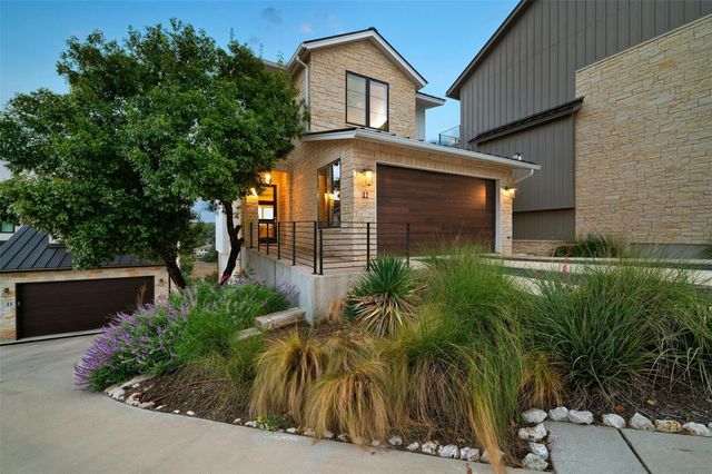 5717 Lost Horizon DR 12, Austin, TX 78759