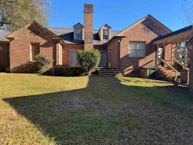 601 Engram Street, Montezuma, GA 31063