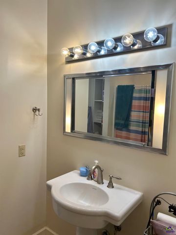 601 Engram Street, Montezuma, GA 31063