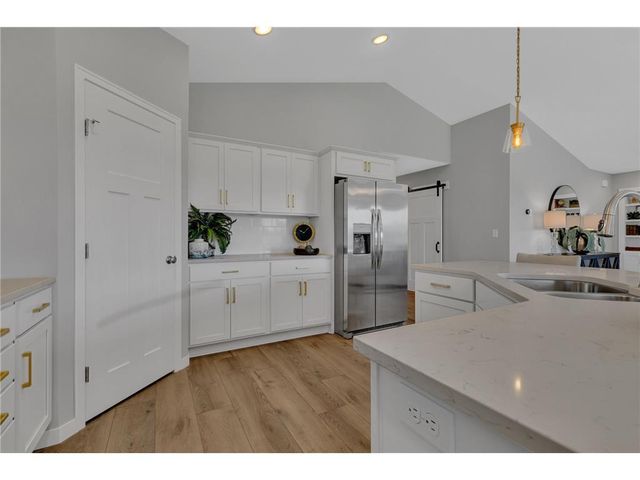 9375 Viking Street, Brainerd, MN 56401
