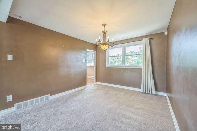 9731 GLENHOPE ROAD, Philadelphia, PA 19115