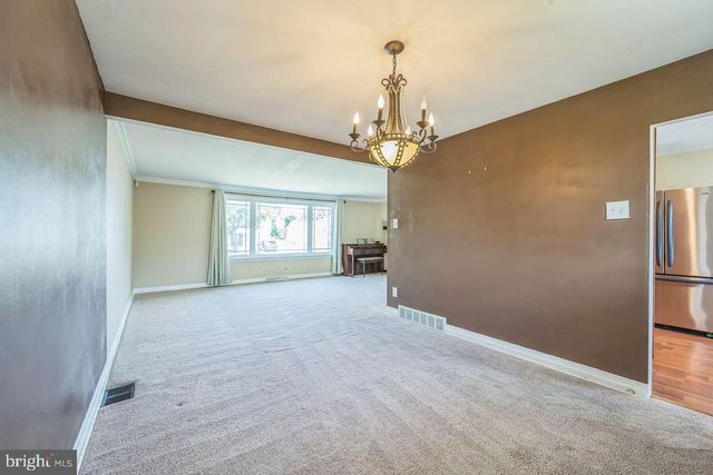 9731 GLENHOPE ROAD, Philadelphia, PA 19115