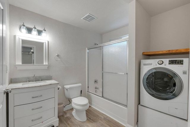 61 Ocean Street, Davenport, CA 95017