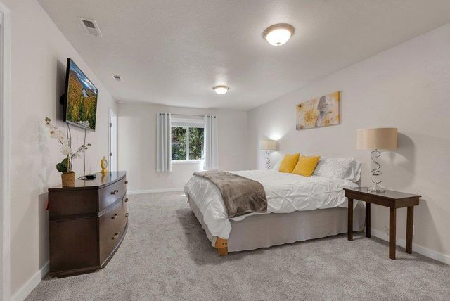 61 Ocean Street, Davenport, CA 95017