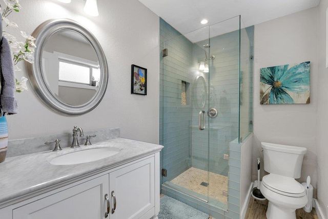 61 Ocean Street, Davenport, CA 95017