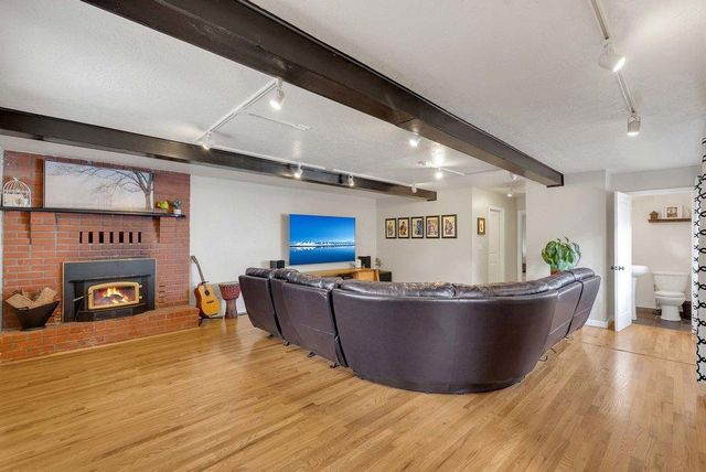 61 Ocean Street, Davenport, CA 95017