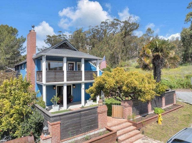 61 Ocean Street, Davenport, CA 95017