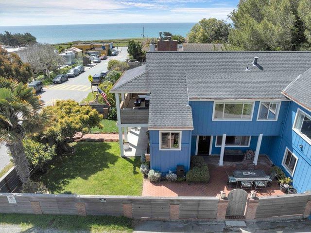 61 Ocean Street, Davenport, CA 95017