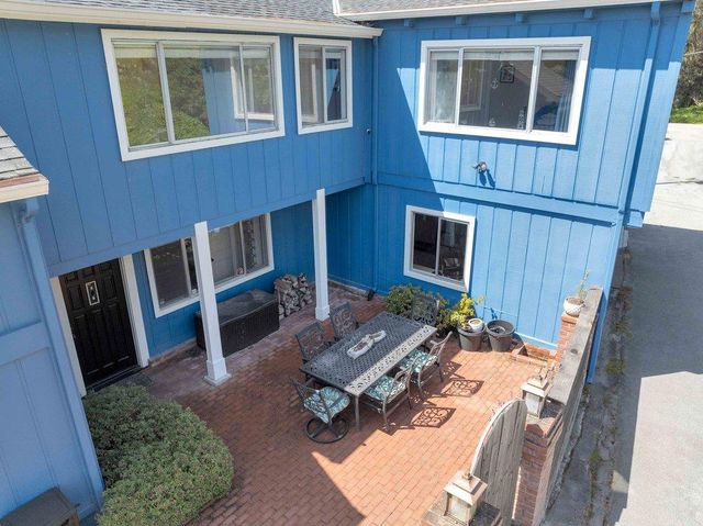 61 Ocean Street, Davenport, CA 95017