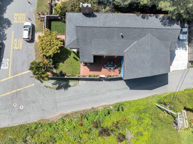 61 Ocean Street, Davenport, CA 95017