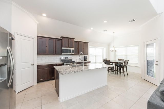 7511 Monarch Forest Lane, Richmond, TX 77469