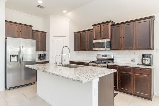7511 Monarch Forest Lane, Richmond, TX 77469