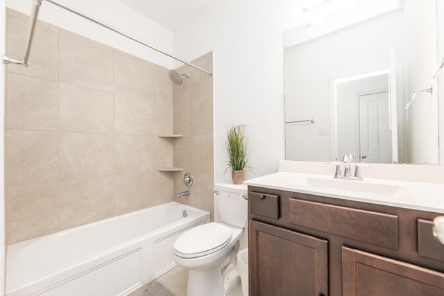 7511 Monarch Forest Lane, Richmond, TX 77469