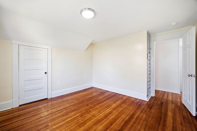 66 Ardmore Street, Springfield, MA 01104