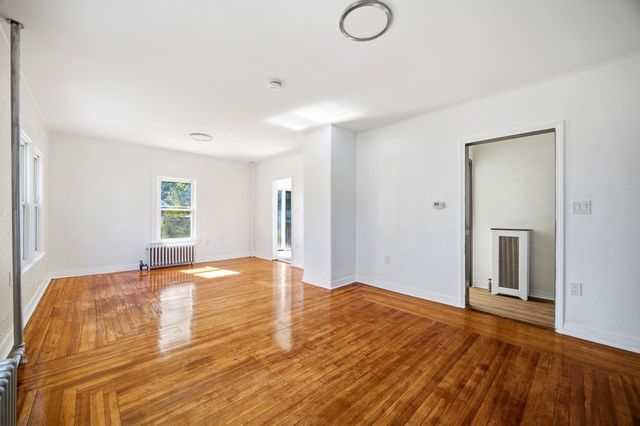 66 Ardmore Street, Springfield, MA 01104