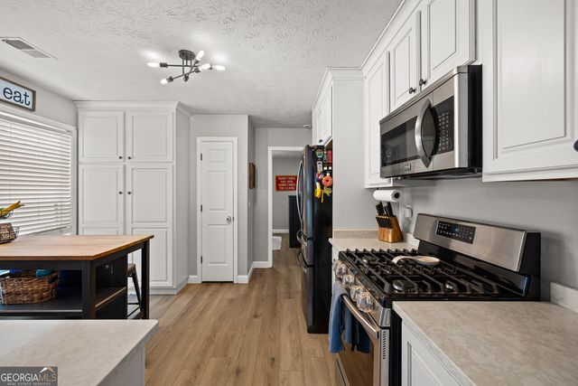 148 Lake Cove Approach, Newnan, GA 30265