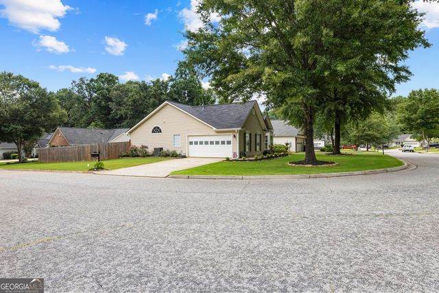 148 Lake Cove Approach, Newnan, GA 30265
