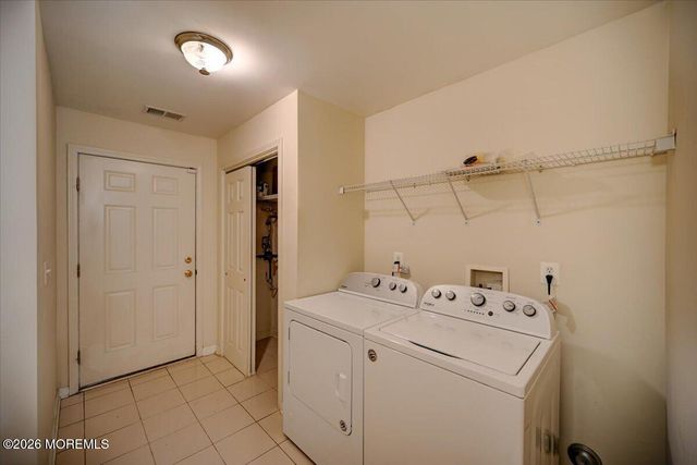 12 Jensen Court, Old Bridge, NJ 08857