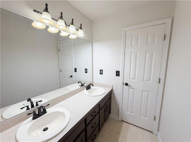 1259 Stewart Lake Court, Monroe, GA 30655