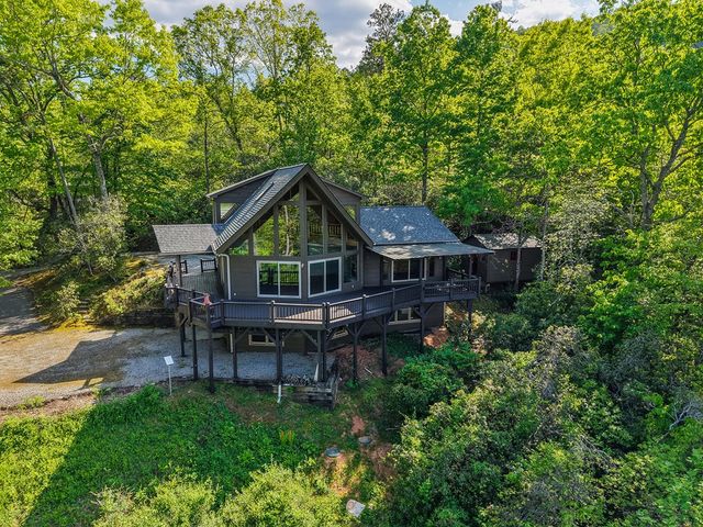 410 Falling Springs, Tiger, GA 30576