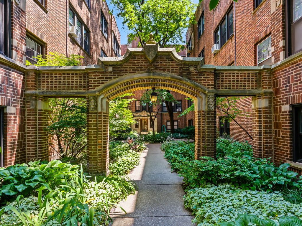 5459 S Ingleside Avenue 3S, Chicago, IL 60615