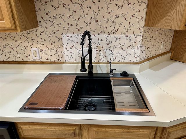 222 Randy Drive, Coldwater, MI 49036