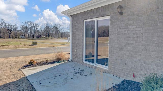 69 Clearwater Drive, Brookland, AR 72417