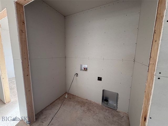 805 Spaniel Lane, Belgrade, MT 59714