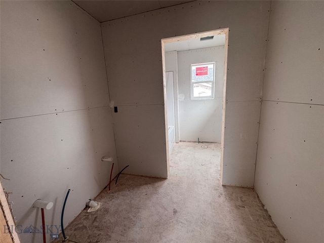 805 Spaniel Lane, Belgrade, MT 59714