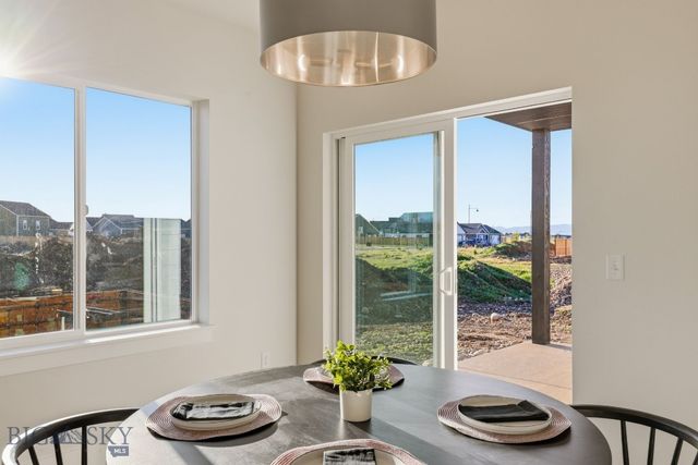 805 Spaniel Lane, Belgrade, MT 59714
