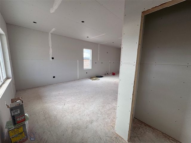 805 Spaniel Lane, Belgrade, MT 59714