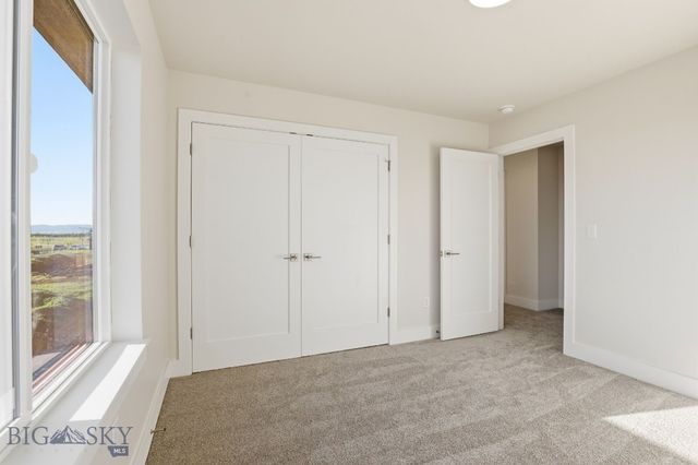 805 Spaniel Lane, Belgrade, MT 59714