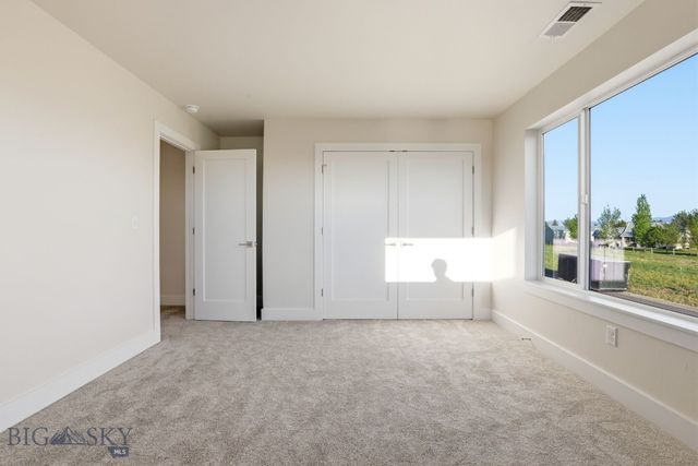 805 Spaniel Lane, Belgrade, MT 59714