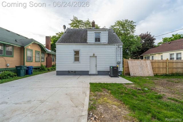 1538 Washington Avenue, Lincoln Park, MI 48146