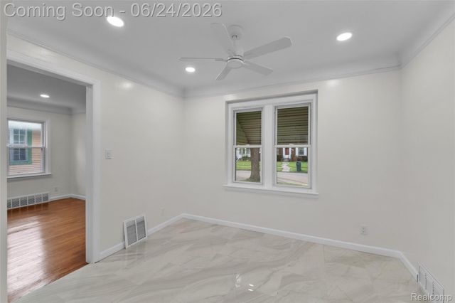 1538 Washington Avenue, Lincoln Park, MI 48146