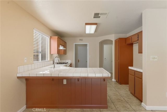 9609 Salinger, Bakersfield, CA 93311