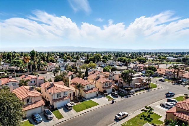 9609 Salinger, Bakersfield, CA 93311