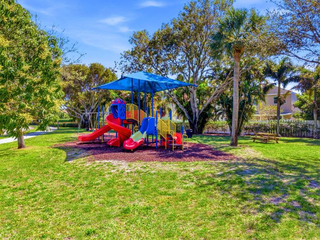 1235 Sussex Street, Boynton Beach, FL 33436