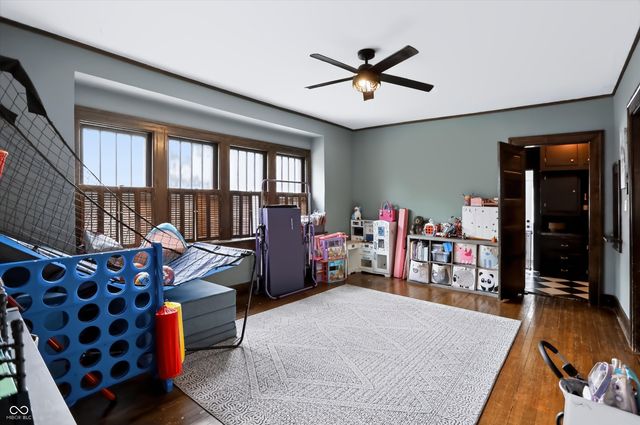 528 N State Street, Greenfield, IN 46140