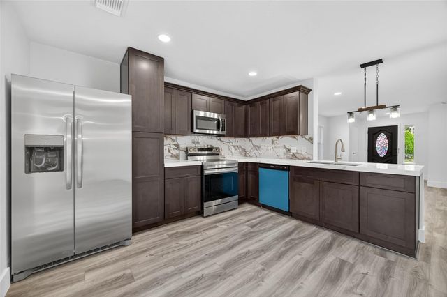 8862 Tierra Park, Houston, TX 77034