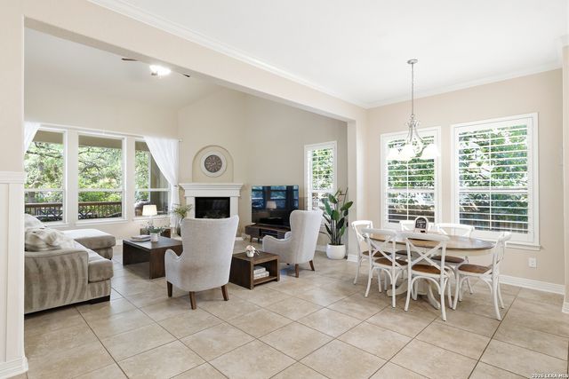430 Tranquil Oak, San Antonio, TX 78260