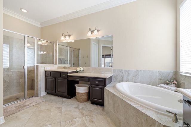 430 Tranquil Oak, San Antonio, TX 78260