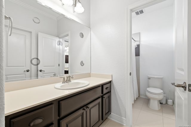 430 Tranquil Oak, San Antonio, TX 78260