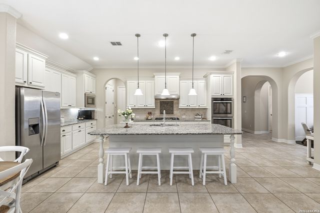 430 Tranquil Oak, San Antonio, TX 78260