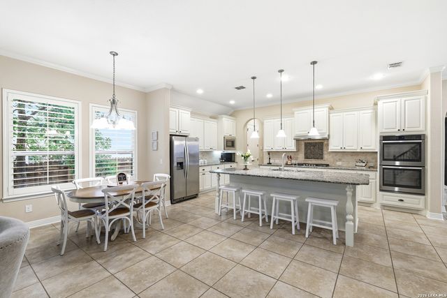 430 Tranquil Oak, San Antonio, TX 78260