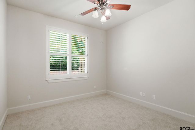 3204 Old Bullard Rd, Tyler, TX 75701