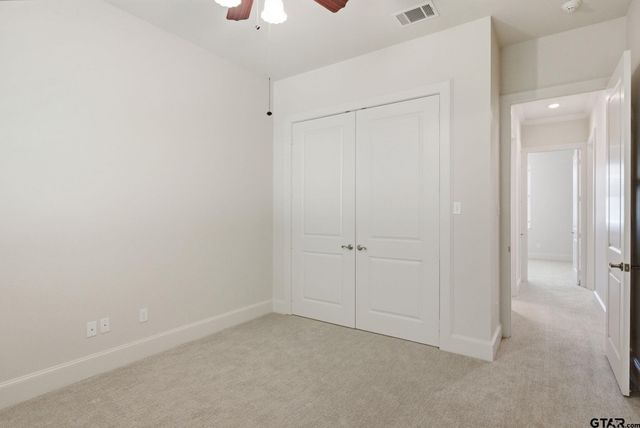 3204 Old Bullard Rd, Tyler, TX 75701