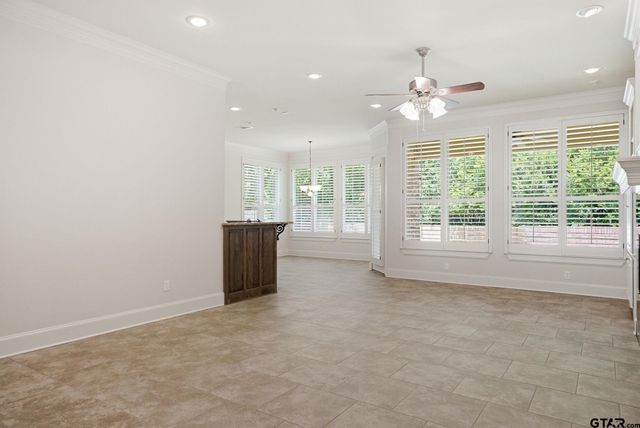 3204 Old Bullard Rd, Tyler, TX 75701